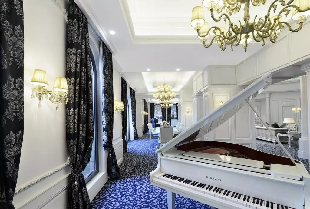 hotel ambassadori historical tbilisi_shabavizparvaz_09.jpg